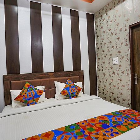 Fabhotel Maya 穆索里 外观 照片