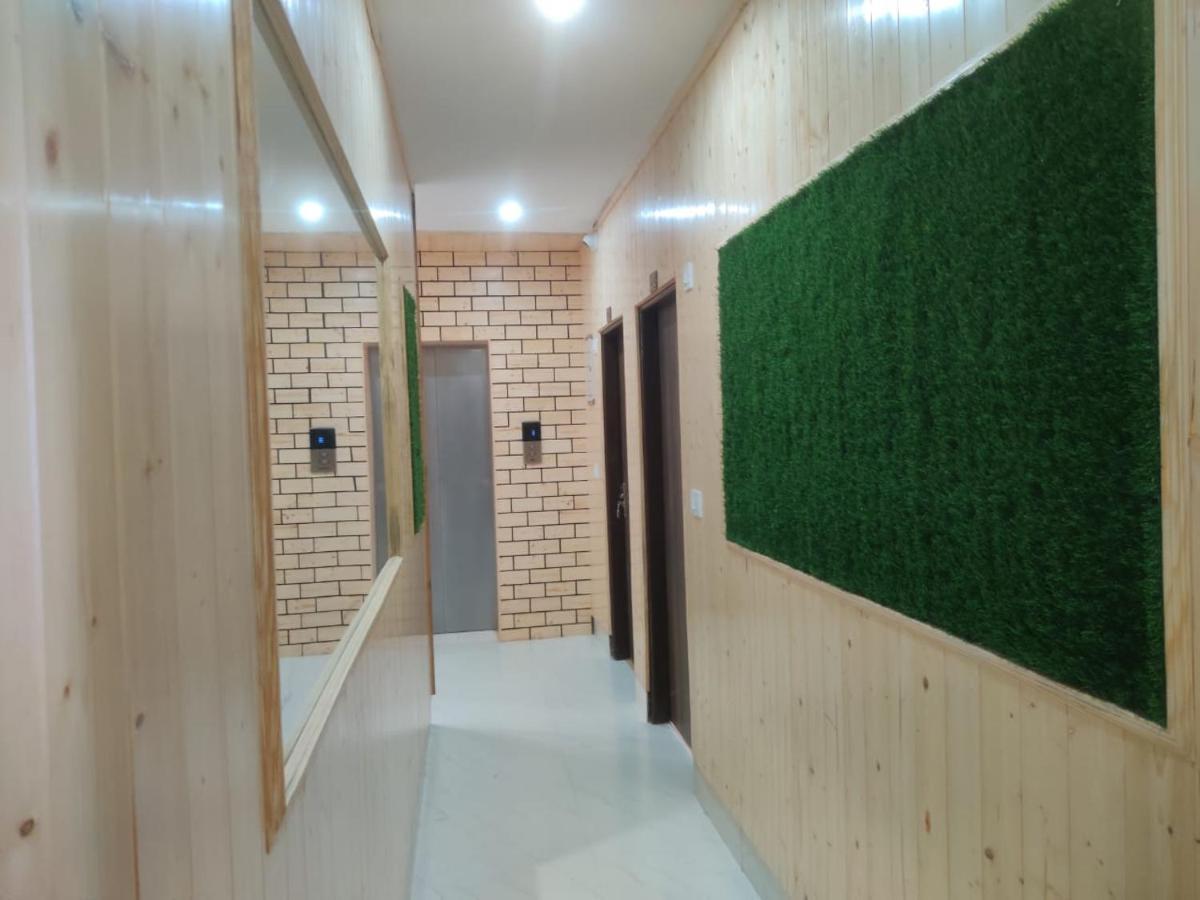Fabhotel Maya 穆索里 外观 照片