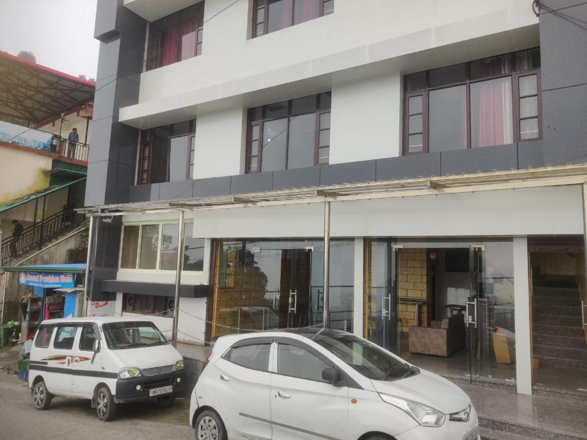 Fabhotel Maya 穆索里 外观 照片