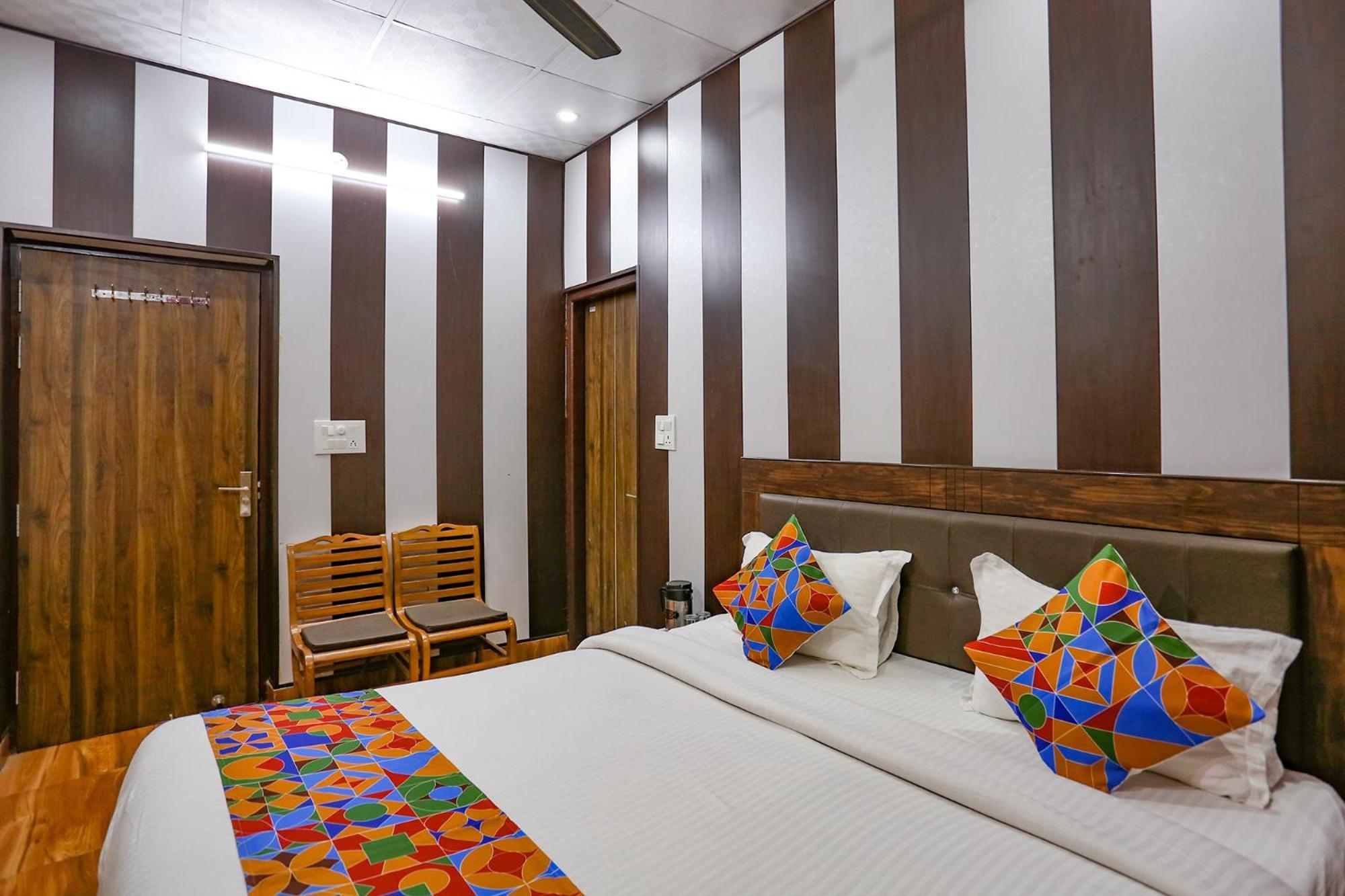 Fabhotel Maya 穆索里 外观 照片